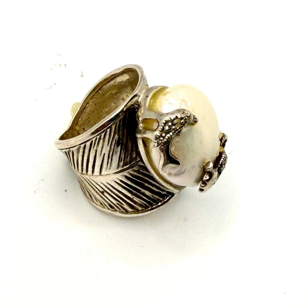 Vintage 90s Signed Collins Fine Jewelry Sterling Mabe Pearl Dolphin Ring